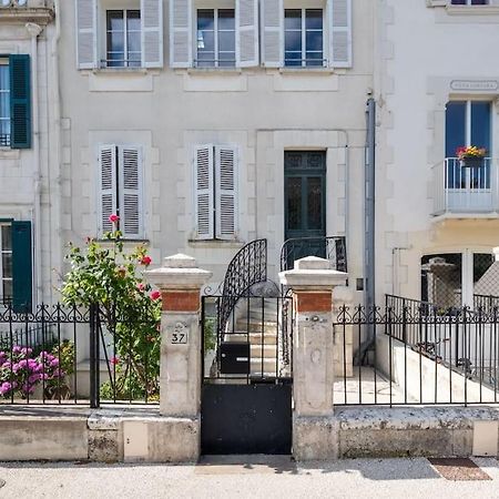 Superbe Appartement Facon Loft A 2 Pas Du Centre ! La Rochelle  Exterior foto